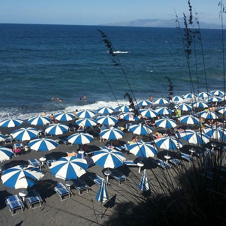 Club Residence Pianetamaratea Santa Caterina  Buitenkant foto